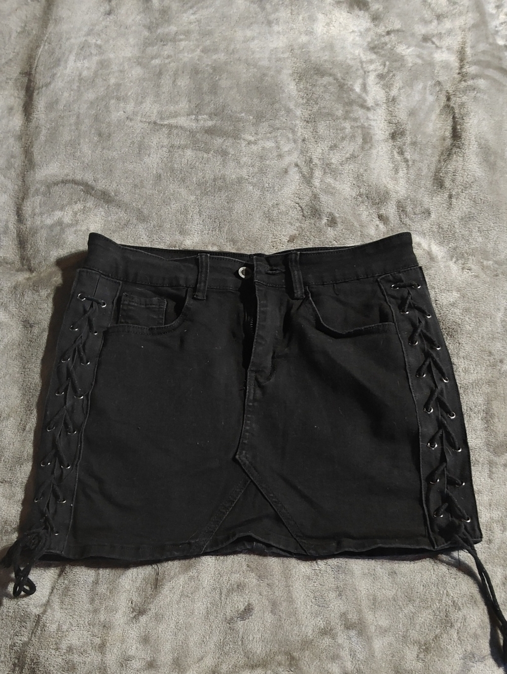 Angel Kiss Black Lace-Up Mini Skirt